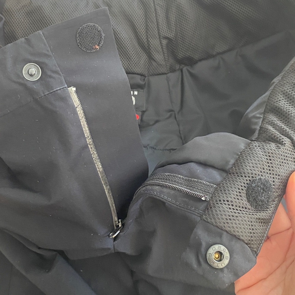 Mountain Hardwear snow pants conduit black nylon womens MEDIUM - Picture 10 of 16